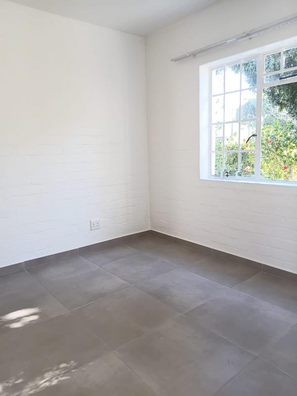 To Let 1 Bedroom Property for Rent in Bergvliet Western Cape